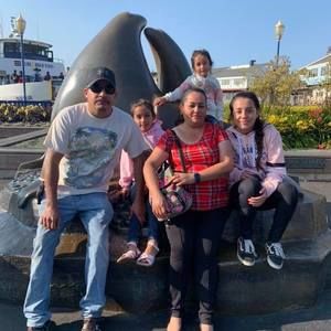 Meet your Posher, Lorena